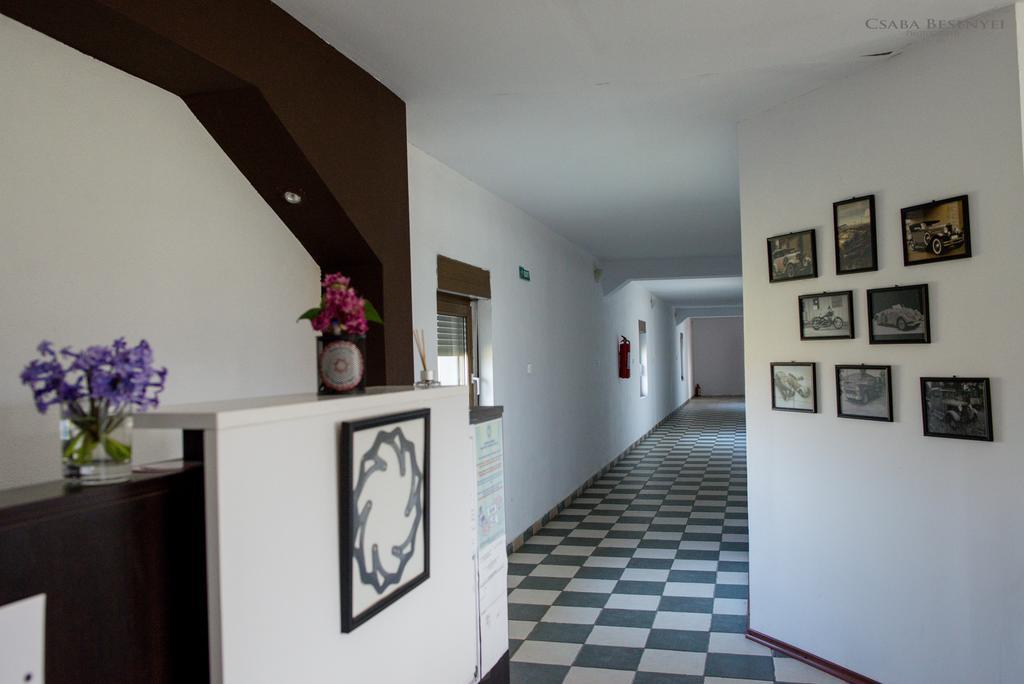 Speedhouse Apartamento Alba Iulia Exterior foto